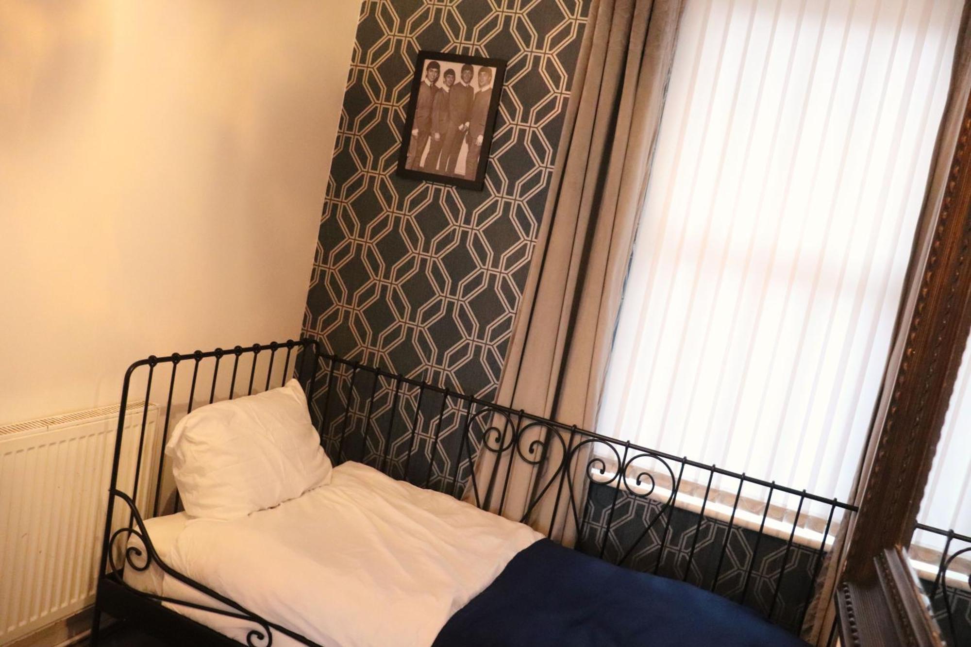 Goodison Accommodation Ливърпул Екстериор снимка